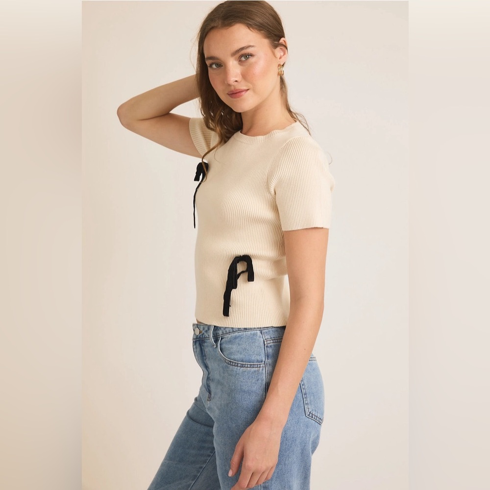 Bow Ribbed Top- NWT - Picture 2 of 4